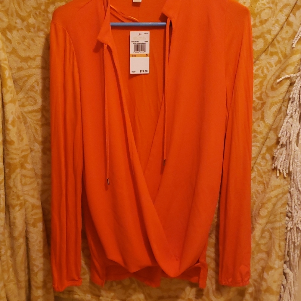 Micheal kors top